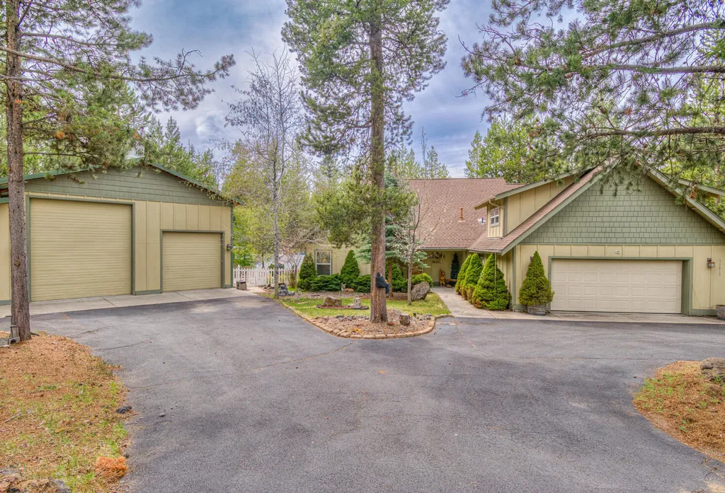 55819 Osprey Road Bend OR 97707