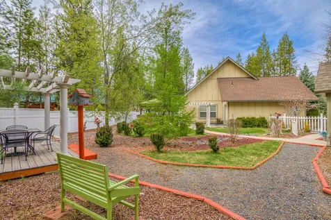 55819 Osprey Road Bend OR 97707