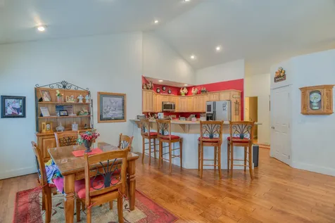 55819 Osprey Road Bend OR 97707