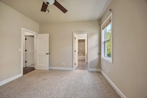 3395 Augusta Court Medford OR 97504