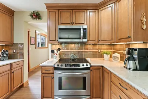 63620 Hughes Road Bend OR 97701