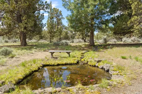 63620 Hughes Road Bend OR 97701