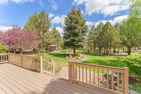 63620 Hughes Road Bend OR 97701