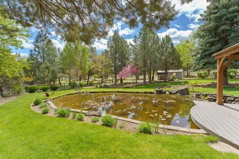 63620 Hughes Road Bend OR 97701