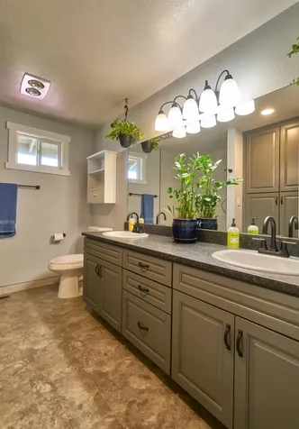 66 Monterey Drive Medford OR 97504