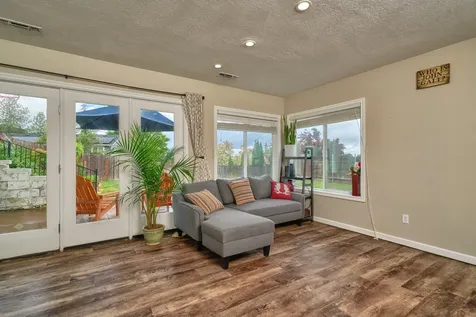 66 Monterey Drive Medford OR 97504