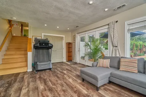 66 Monterey Drive Medford OR 97504