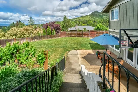 66 Monterey Drive Medford OR 97504