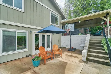 66 Monterey Drive Medford OR 97504