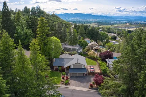 66 Monterey Drive Medford OR 97504