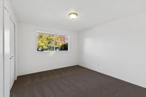 2532 Southport Way Medford OR 97504