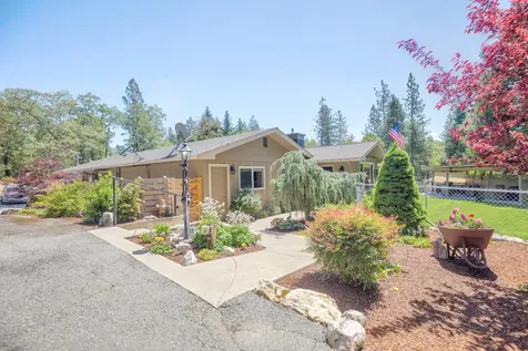 2850 Midway Avenue Grants Pass OR 97527