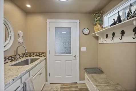 2850 Midway Avenue Grants Pass OR 97527