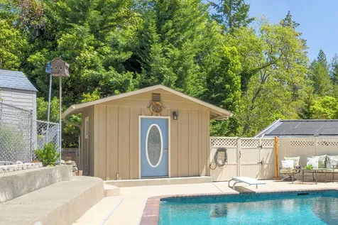 2850 Midway Avenue Grants Pass OR 97527