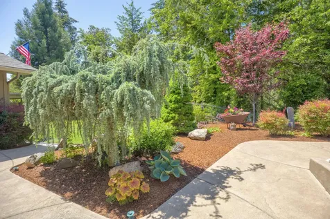 2850 Midway Avenue Grants Pass OR 97527