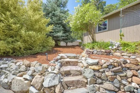 2850 Midway Avenue Grants Pass OR 97527