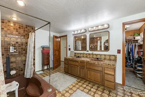 981 Oakview Drive Roseburg OR 97471