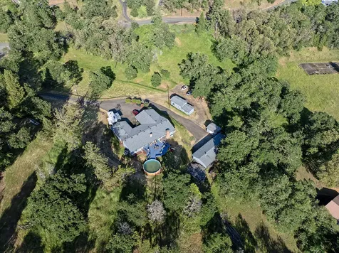 981 Oakview Drive Roseburg OR 97471