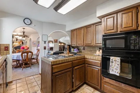 981 Oakview Drive Roseburg OR 97471