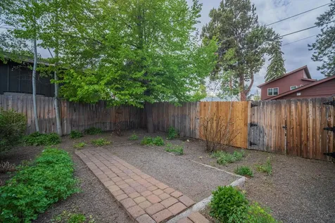 1161 NW Federal Street Bend OR 97703