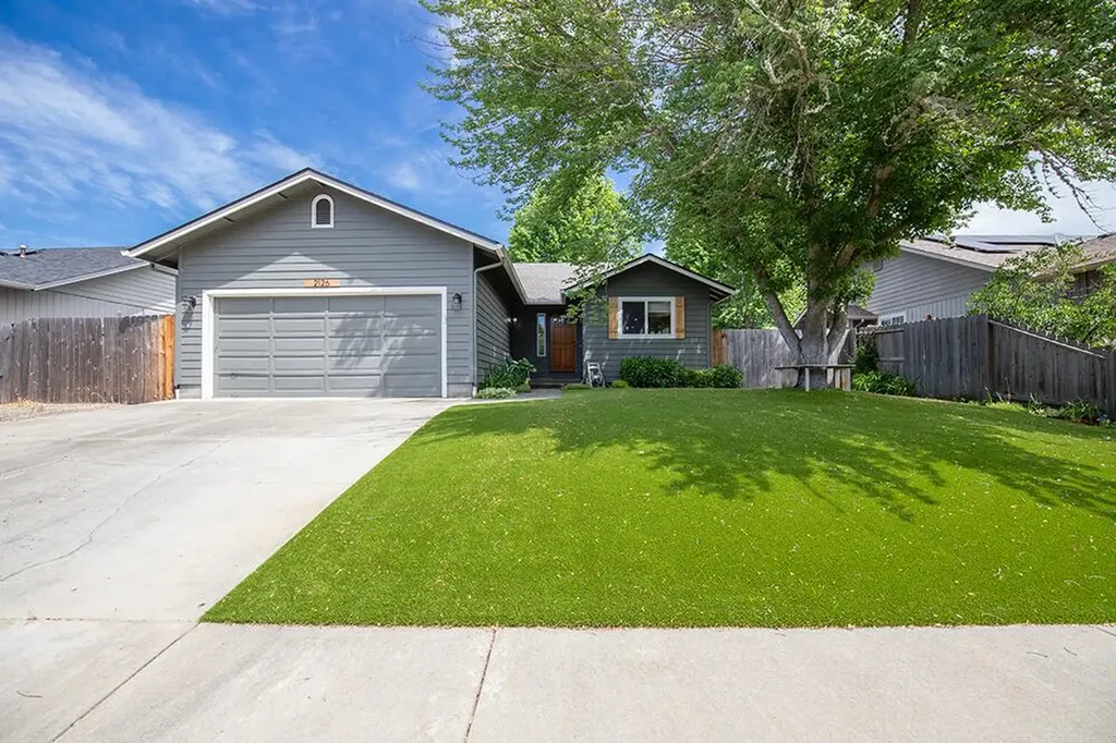 2126 SW Webster Road Grants Pass OR 97526