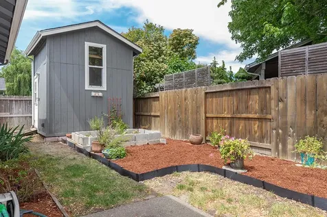 2126 SW Webster Road Grants Pass OR 97526