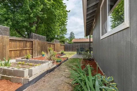 2126 SW Webster Road Grants Pass OR 97526