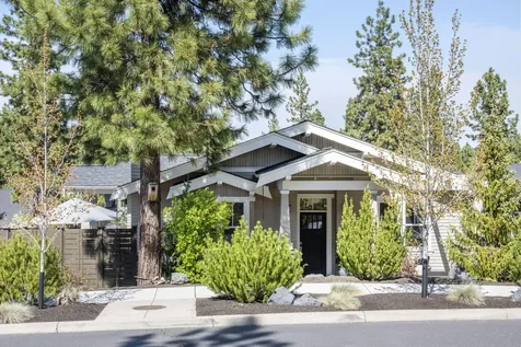 1868 NW Hartford Avenue Bend OR 97703