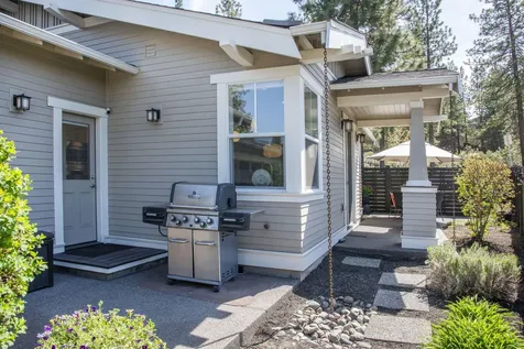 1868 NW Hartford Avenue Bend OR 97703