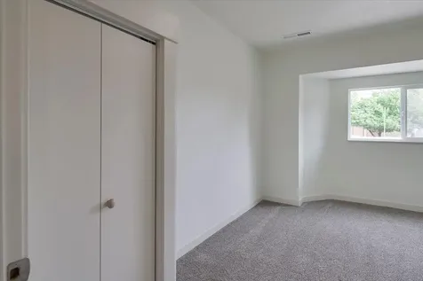 2360 SW Salmon Avenue Redmond OR 97756