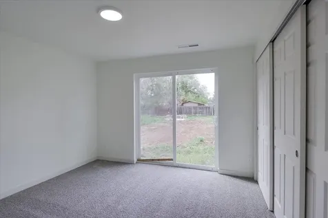 2360 SW Salmon Avenue Redmond OR 97756