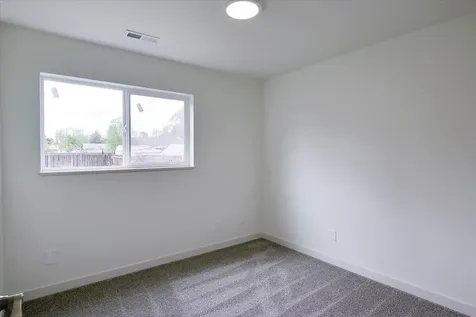 2360 SW Salmon Avenue Redmond OR 97756