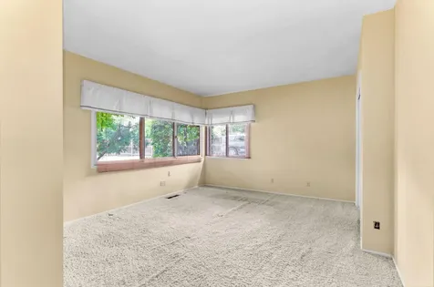 616 Cheryl Lane Phoenix OR 97535