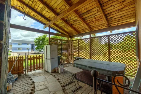 616 Cheryl Lane Phoenix OR 97535