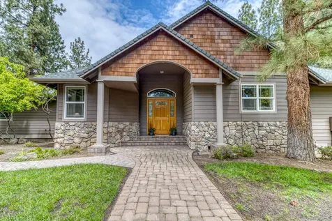 3290 NW Massey Drive Bend OR 97703