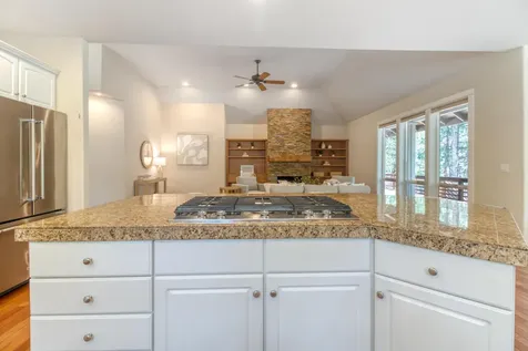 3290 NW Massey Drive Bend OR 97703