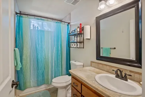 215 NW Knight Court Grants Pass OR 97526