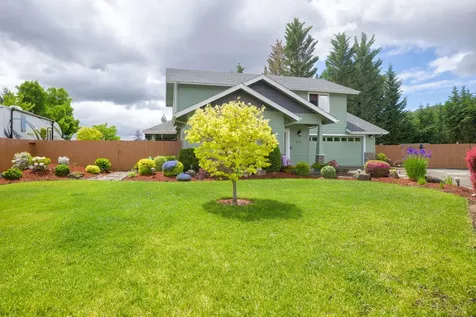 215 NW Knight Court Grants Pass OR 97526