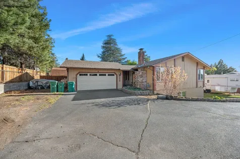 5926 Shasta Way Klamath Falls OR 97603