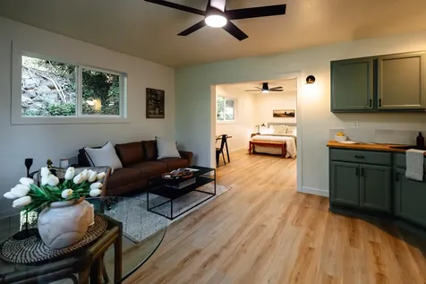 310 Holly Street Ashland OR 97520