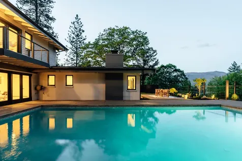 310 Holly Street Ashland OR 97520