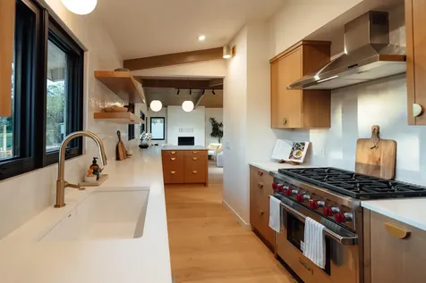 310 Holly Street Ashland OR 97520