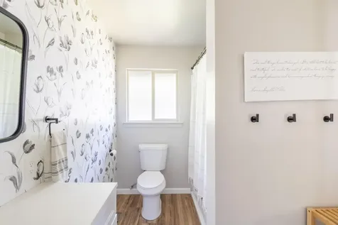 1300 Ojai Avenue Grants Pass OR 97527