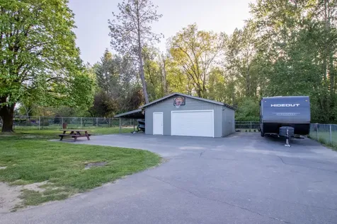 1300 Ojai Avenue Grants Pass OR 97527