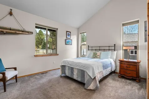 16855 Elsinore Road Bend OR 97707