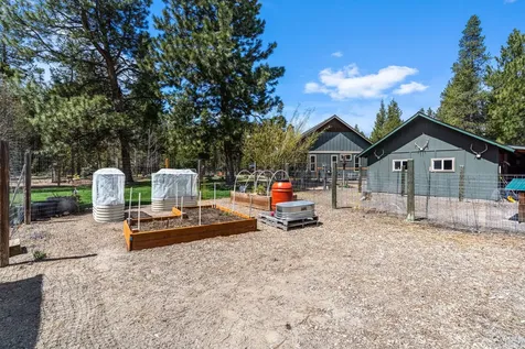 16855 Elsinore Road Bend OR 97707