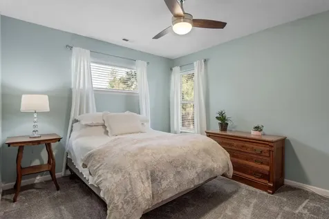 60349 Sage Stone Loop Bend OR 97702
