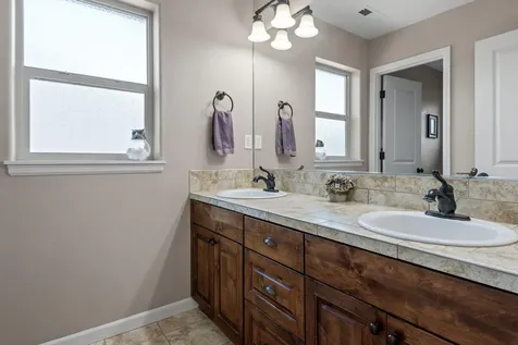 60349 Sage Stone Loop Bend OR 97702