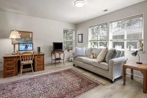 60349 Sage Stone Loop Bend OR 97702