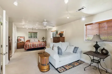 149 Queens Branch Road Rogue River OR 97537